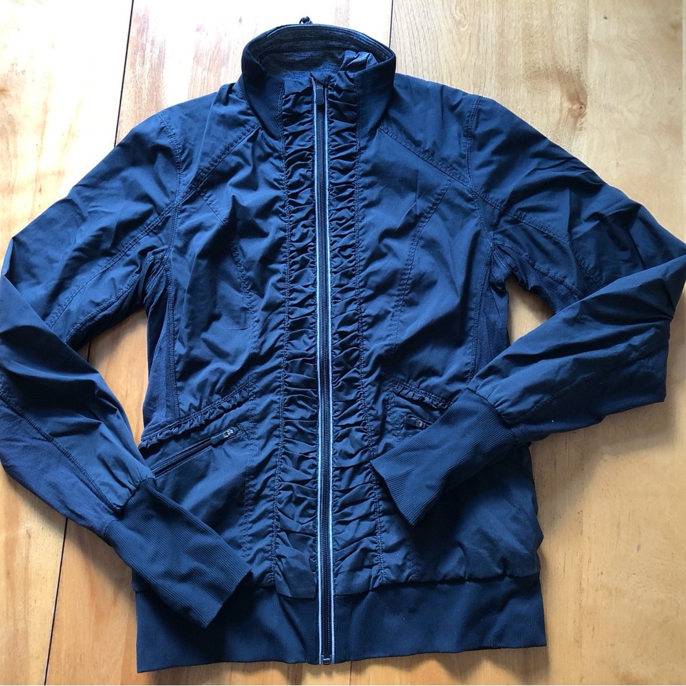 Lululemon light jacket
